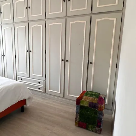 Beautiful 2-bed Near Palexpo, Un Agencies & Diplomatic Missions * Geneva